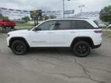 New 2025 Jeep Grand Cherokee Altitude image 2