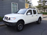Used 2019 Nissan Frontier PRO-4X image 2