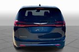 New 2025 Chrysler Pacifica Select image 4