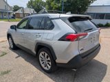 Used 2020 Toyota RAV4 XLE Premium image 4