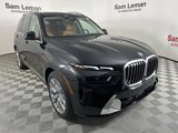 Used 2025 BMW X7 xDrive40i w/ Premium Package image 2