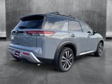 New 2025 Nissan Pathfinder Platinum image 5
