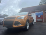 Used 2016 Ford Escape SE w/ Equipment Group 201A image 3