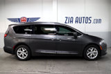 Used 2020 Chrysler Pacifica Touring-L image 6