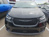 Used 2024 Chrysler Pacifica Touring-L w/ S Appearance Package image 2