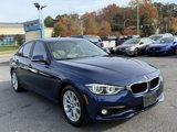 Used 2018 BMW 320i xDrive Sedan w/ Convenience Package image 3