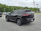 New 2025 Nissan Pathfinder SV image 3