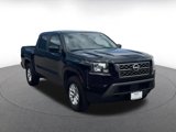 Used 2024 Nissan Frontier SV image 3