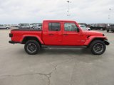 Used 2020 Jeep Gladiator Overland image 4