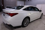 Used 2022 Toyota Avalon Limited image 6