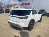 New 2025 Nissan Pathfinder Platinum image 6