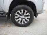 Used 2022 Toyota Tacoma Limited image 5