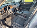 New 2025 Volkswagen Atlas SE image 4