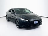 Used 2023 Hyundai Elantra SEL w/ Convenience Package image 3