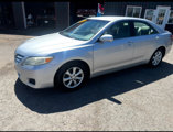 Used 2011 Toyota Camry LE image 3