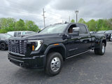 New 2025 GMC Sierra 3500 Denali Ultimate image 2