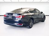 Used 2024 Lexus ES 300h w/ Premium Package image 4