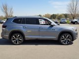 New 2025 Volkswagen Atlas SEL Premium R-Line image 2