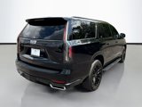 Used 2022 Cadillac Escalade ESV Premium Luxury image 5