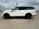 Used 2025 Lincoln Navigator Reserve image 5