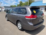 Used 2013 Toyota Sienna LE image 2