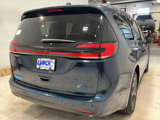 New 2025 Chrysler Pacifica Premium image 4