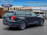 Certified 2023 Ford Explorer XLT w/ Equipment Group 202A image 4