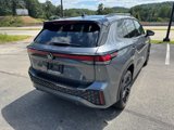 New 2025 Volkswagen Tiguan SE R-Line image 3