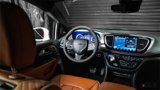 Used 2024 Chrysler Pacifica Pinnacle w/ Trailer Tow Group image 5