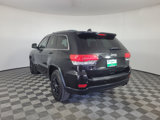 Used 2019 Jeep Grand Cherokee Laredo image 5
