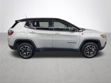 Used 2024 Jeep Compass Trailhawk image 6