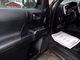 Used 2016 Toyota Tacoma TRD Off-Road image 6