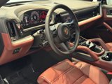 New 2025 Porsche Cayenne image 4