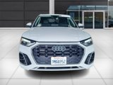 Used 2024 Audi Q5 2.0T Premium w/ Convenience Package image 2
