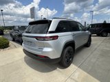 New 2025 Jeep Grand Cherokee Limited w/ Luxury Tech Group II image 4