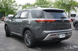 New 2025 Nissan Pathfinder SL image 3
