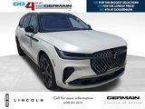 New 2025 Lincoln Nautilus Reserve image 3
