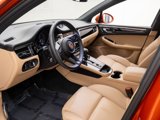 Used 2025 Porsche Macan image 4