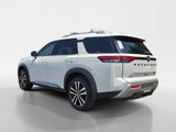 New 2025 Nissan Pathfinder Platinum image 4