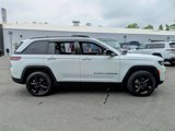 Certified 2023 Jeep Grand Cherokee Altitude image 2