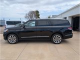 Used 2022 Lincoln Navigator L Reserve image 6