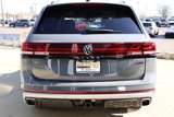 New 2025 Volkswagen Atlas Peak Edition SE image 5