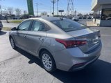 Used 2022 Hyundai Accent SEL image 3
