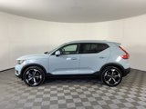 Used 2019 Volvo XC40 T5 Momentum image 6