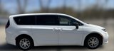 New 2025 Chrysler Pacifica Select image 2