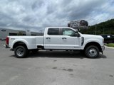 New 2025 Ford F350 XL image 3