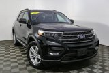 Used 2022 Ford Explorer XLT image 3