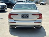 Used 2022 Volvo S60 B5 Momentum image 4