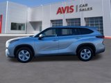 Used 2024 Toyota Highlander LE image 2