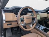 New 2025 Land Rover Range Rover Long Wheelbase SE image 2